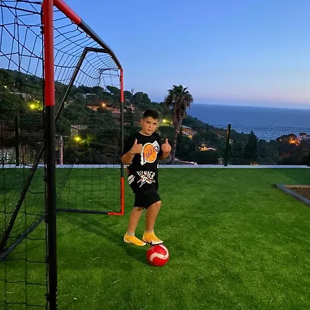 Sea-view Cozy Aptm W Amazing Pool & Trampoline For Kids! * Lloret de Mar