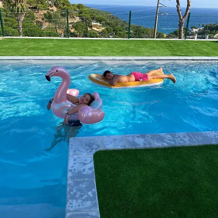 Sea-view Cozy Aptm W Amazing Pool & Trampoline For Kids! 公寓 *